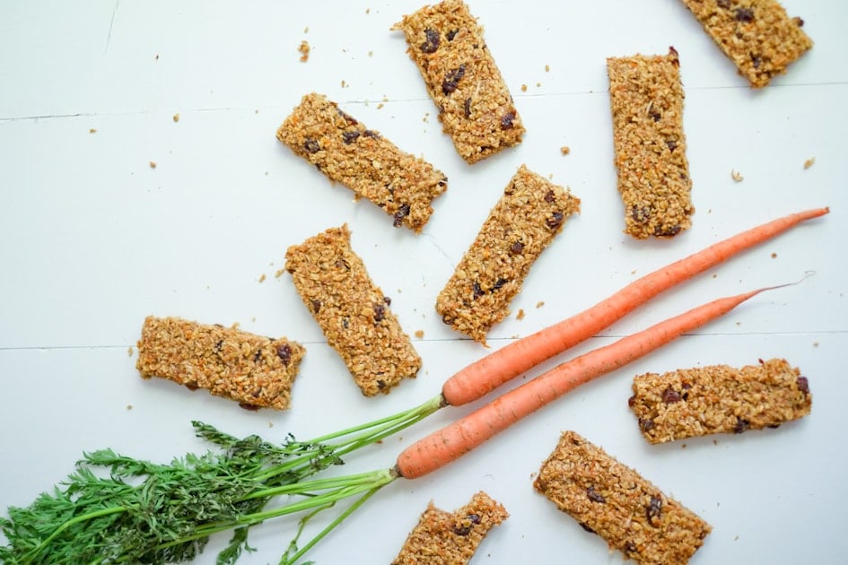 carrot granola bars