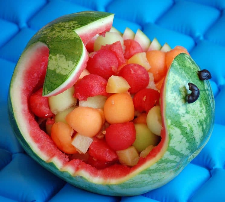 Super simple and easy steps to make this watermelon whale.