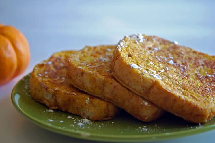 Frenchy Pumpkin Toast. Here's a way to pumpkin french toast in 5 minutes