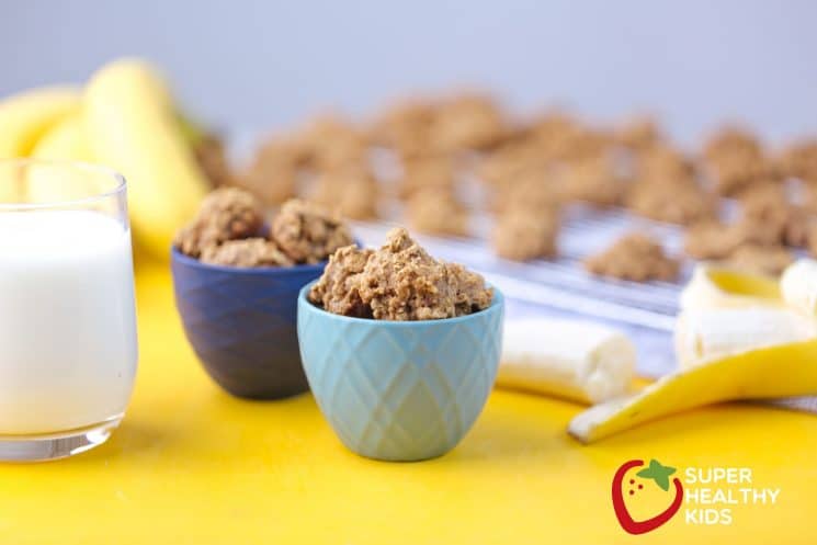 Toddler Recipe: Banana Bites. Healthy finger food, for toddlers!