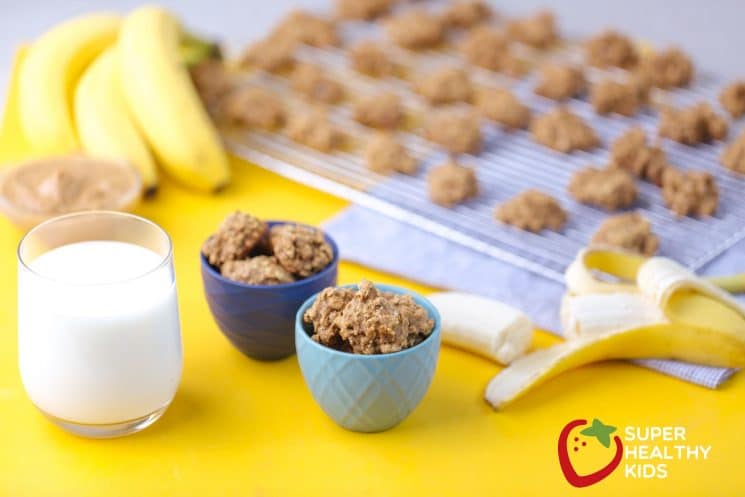 Toddler Recipe: Banana Bites. Healthy finger food, for toddlers!