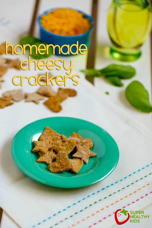 Homemade Cheesy Crackers. Savory, cheesy, and the best part is they are healthy. Great alternative to goldfish crackers and MUCH better for your little ones. www.superhealthykids.com