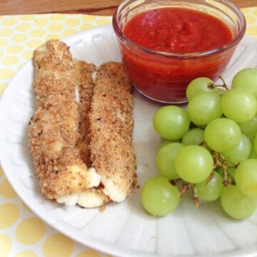 Baked Whole Grain Mozzarella Sticks - SHK