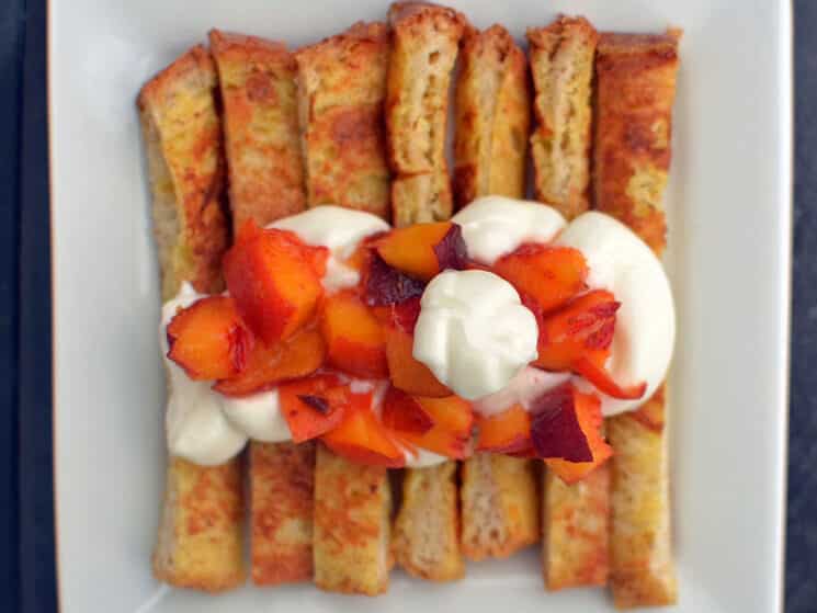 french toast sticks with peaches and cream