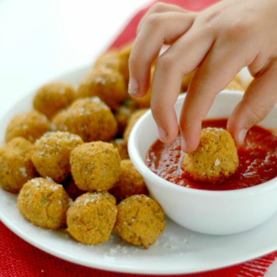 If you are hosting a New Year's Eve party or just celebrating at home, it is always fun to have a variety of tasty finger foods for the little's to munch on while you wait for the countdown! Quinoa Pizza Bites