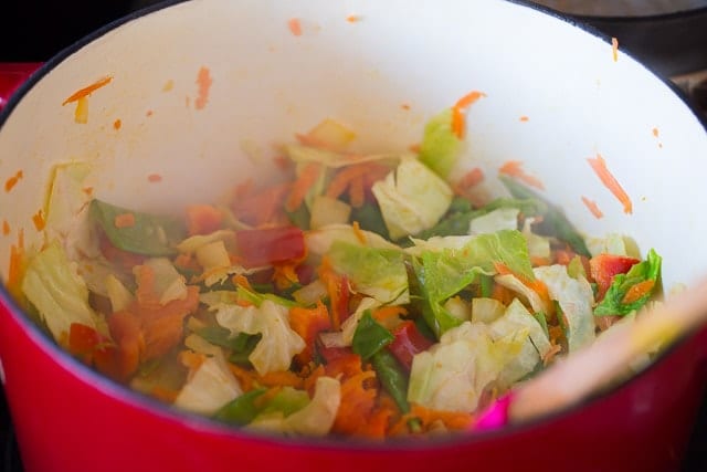 How to make Veggie Stuffed Chow Mein Bowls