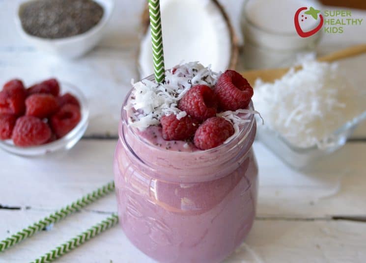 COCONUT RASPBERRY CHIA SMOOTHIE! Full of good stuff, like omega 3 fatS!