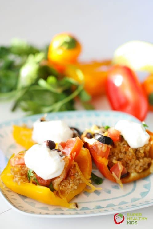Quinoa gefüllte Mini Bell Nachos. Eine super gesunde Vorspeise!