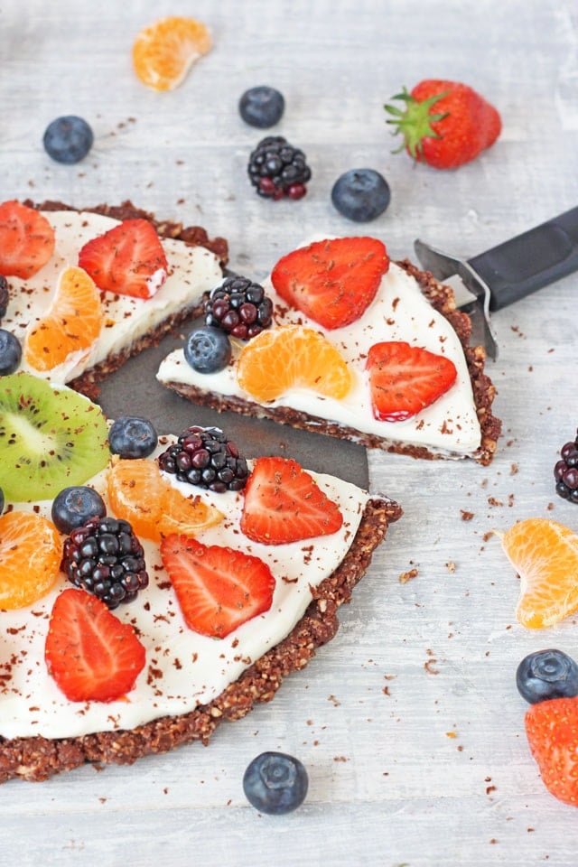 healthy-no-bake-chocolate-fruit-pizza-recipe-super-healthy-kids