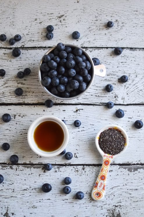 Blueberry Chia Seed Jam Recipe. No preservatives, all fruit, so yummy on toast, bagels and pb&j!! www.superhealthykids.com