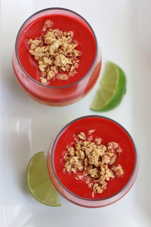 Raspberry Peach Chia Bowls - A delicious breakfast, snack, or dessert! // Super Healthy Kids