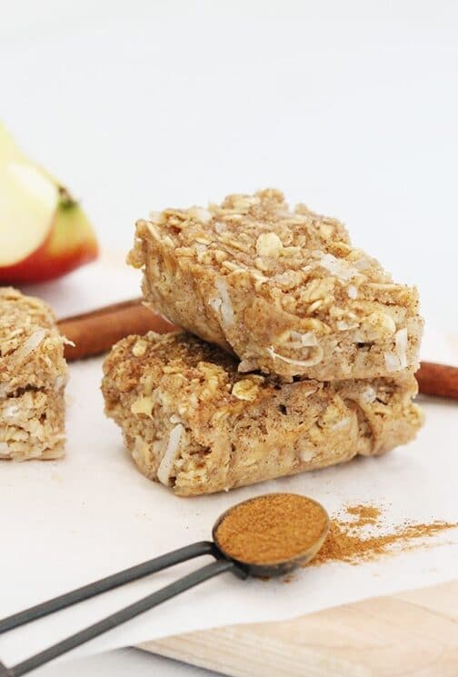 Apple Cinnamon Oatmeal Breakfast Bar