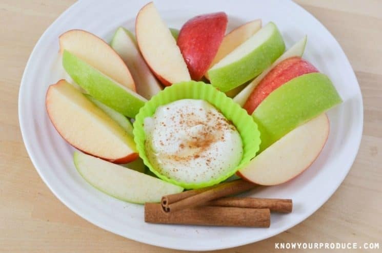 Apples with Maple Cinnamon Greek Yogurt Dip. Make your own dip that goes perfectly with apples! www.superhealthykids.com