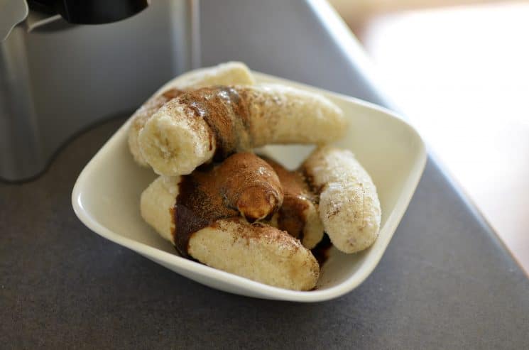 Dairy Free Gingerbread Ice Cream. Quick and easy recipe for dairy free Ginger bread Ice cream!