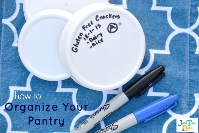 How To Organize Your Pantry For Allergy Safety. If you have kids with food allergies, you NEED these tips! www.superhealthykids.com