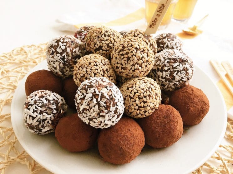 Healthy Date Truffles. A great alternative to many sugary commercial products.