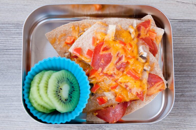 Tortilla Pizza Lunchbox Idea - Super Healthy Kids