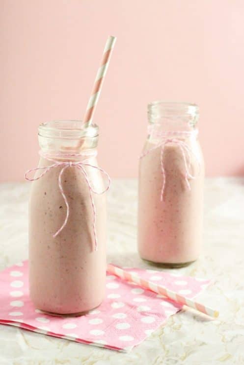 Raspberry Quinoa Smoothie. Naturally packed full of protein, this Raspberry Quinoa Smoothie makes a really delicious and healthy snack for the whole family!