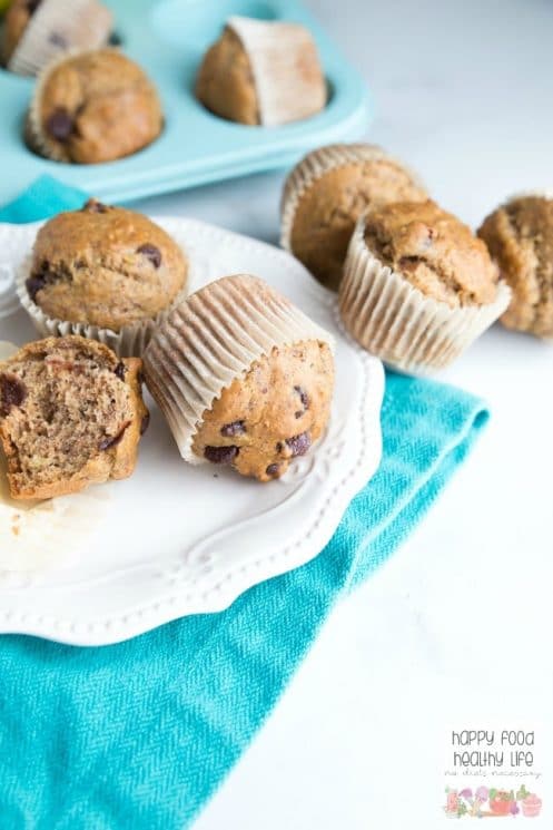 Dark Chocolate Chip Whole Wheat Banana Bread Muffins. These muffins are the perfect after-school snack. It'll fill up those little bellies with a healthy snack but won't ruin their appetite for dinner. Click through for this super easy recipe!