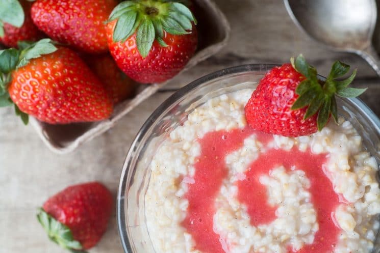 Overnight Strawberry Steel Cut Oats is an easy, healthy breakfast made for busy mornings and hungry families!