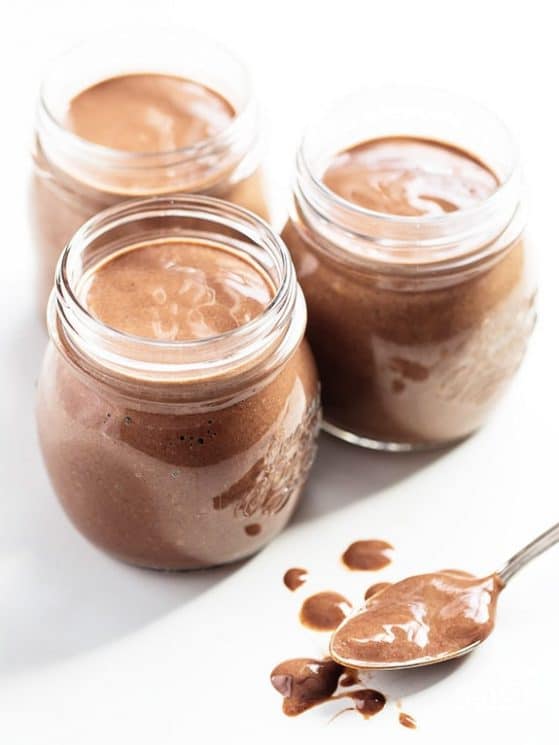 No-Cook Overnight Chocolate Chia Seed Pudding! Make ahead and enjoy this high protein, low carb, naturally sweetened snack/breakfast the next morning! It's full of energy, omegas 3's and antioxidants. Kid tested, mom tested, BOTH APPROVED!