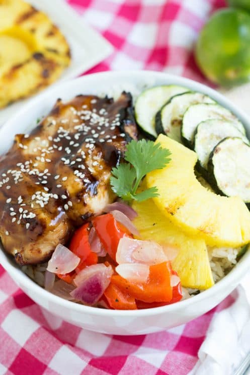 Grilled Teriyaki Chicken and Rice Bowls with grilled fresh vegetables and pineapple is the perfect summer meal! www.superhealthykids.com 