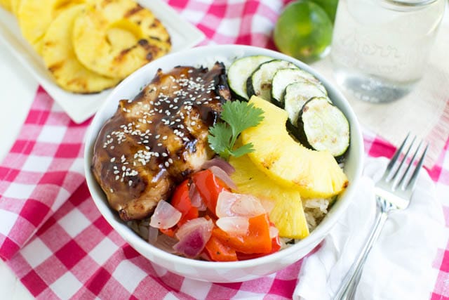 Grilled Teriyaki Chicken and Rice Bowls with grilled fresh vegetables and pineapple is the perfect summer meal! www.superhealthykids.com