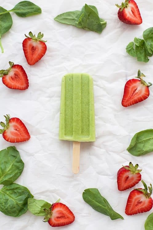 Creamy Lime Popsicles - colored with spinach, these are a healthy, delicious treat! www.superhealthykids.com