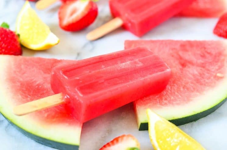 Strawberry Watermelon Popsicles for a super refreshing treat that is made with whole foods! www.superhealthykids.com