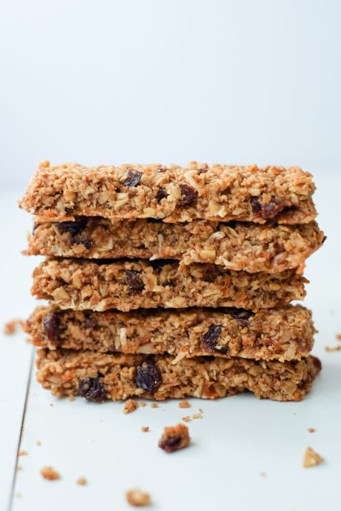 Healthy Carrot Cake Granola Bars | Homemade Granola Bar Recipes To Keep You On The Go