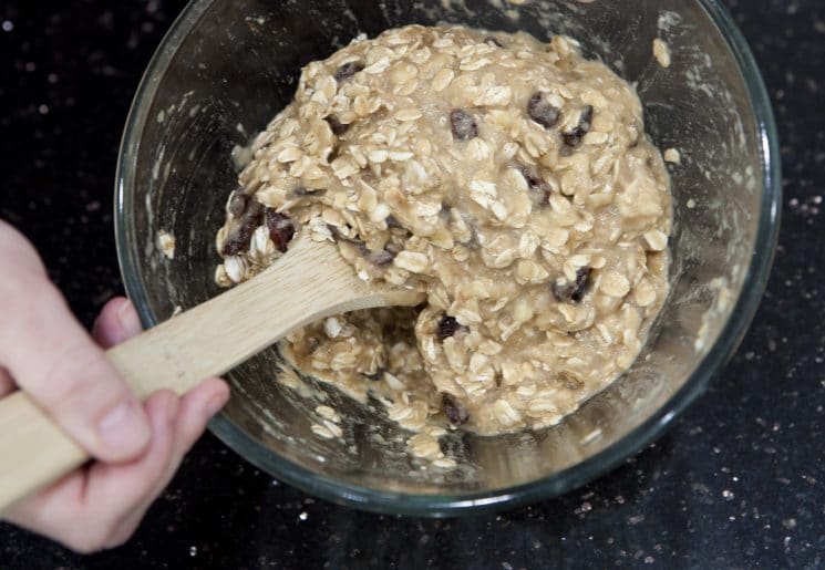 Delicious banana oat breakfast cookies. www.superhealthykids.com