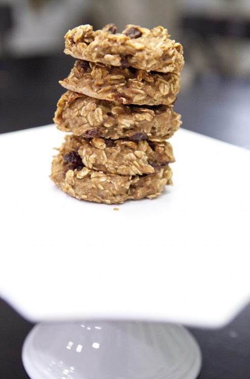 Delicious banana oat breakfast cookies. www.superhealthykids.com