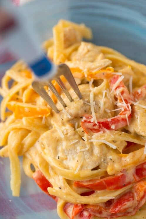 pasta with peppers and chicken, 10 Nutrient-Packed Pasta Recipes