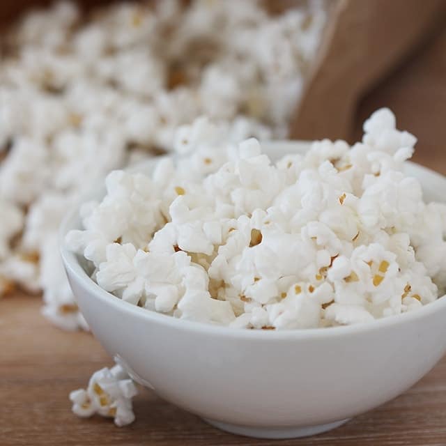 air popped popcorn using a brown paper bag