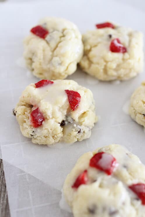 strawberry chocolate chip scones freshly made on parchment paper