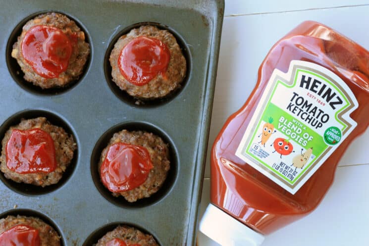 muffin tin meatloaf with heinz ketchup bottle