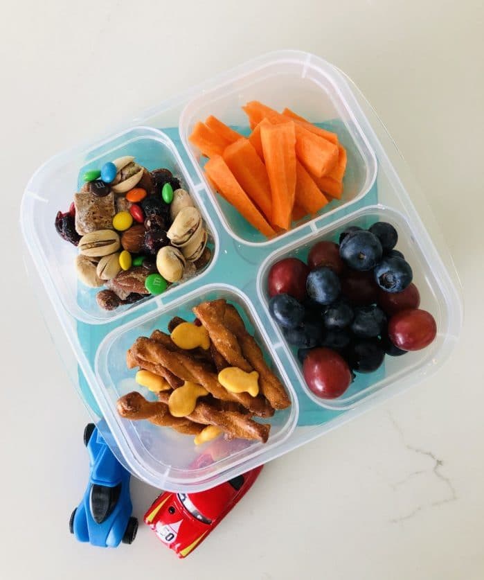 Ultimate List of Healthy Travel Snacks for Kids - Super Healthy Kids