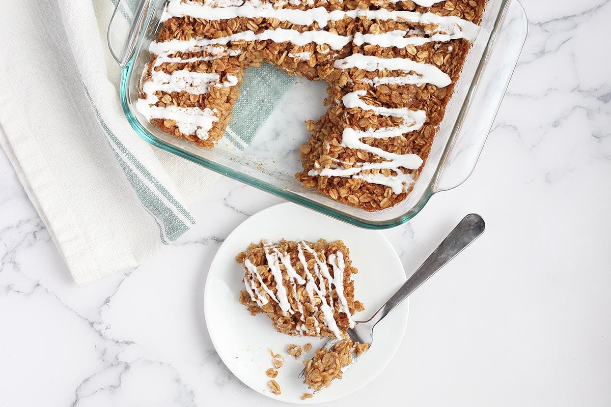 Cinnamon Roll Baked Oatmeal – Super Healthy Kids Cinnamon Roll Baked Oatmeal – Super Healthy Kids