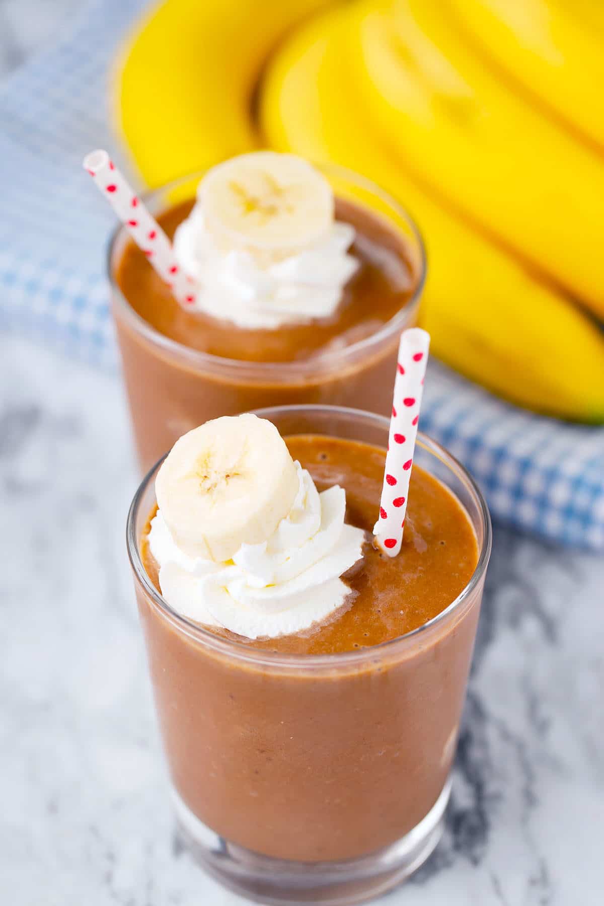 creamy chocolate banana smoothie