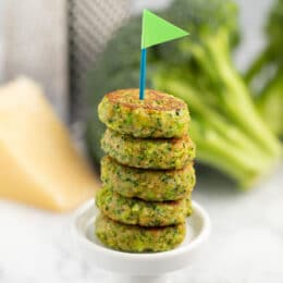 Bocaditos de brócoli con queso bocadillo para niños