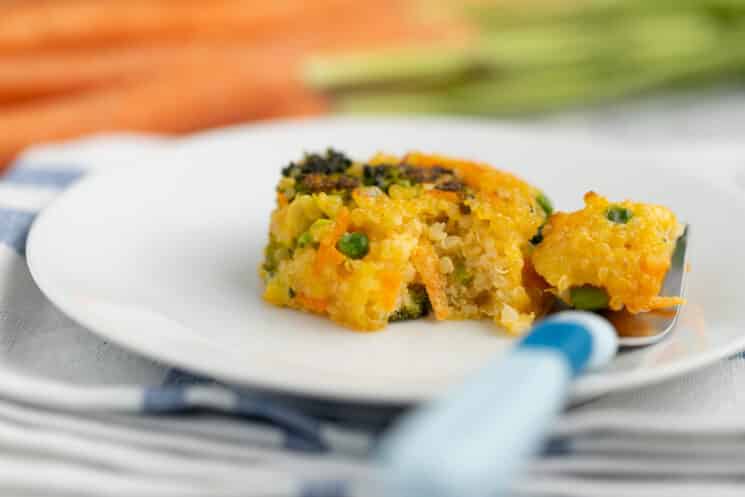 Cheesy Veggie Quinoa Cakes 1 cheesy veggie quinoa for lunch