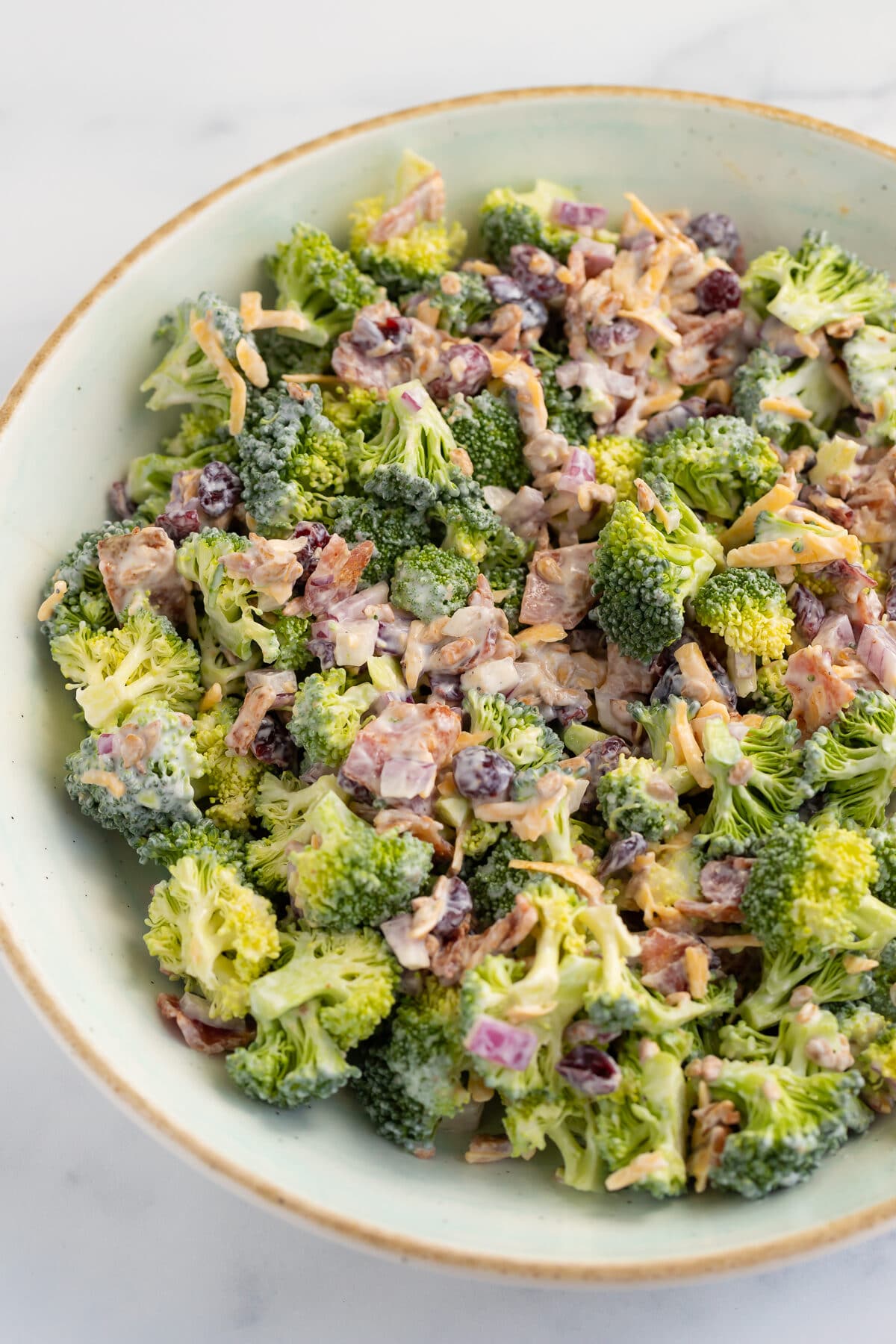 broccoli salad with tangy greek yogurt dressing