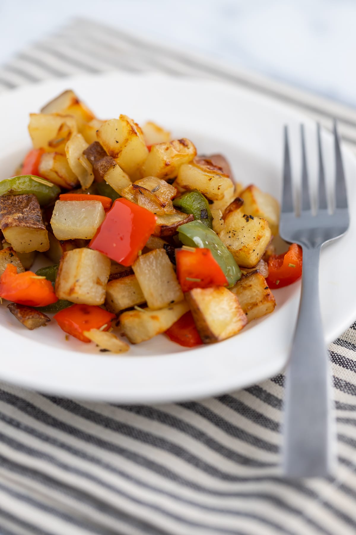 Crispy Skillet Potatoes with Sweet Peppers — JINZZY