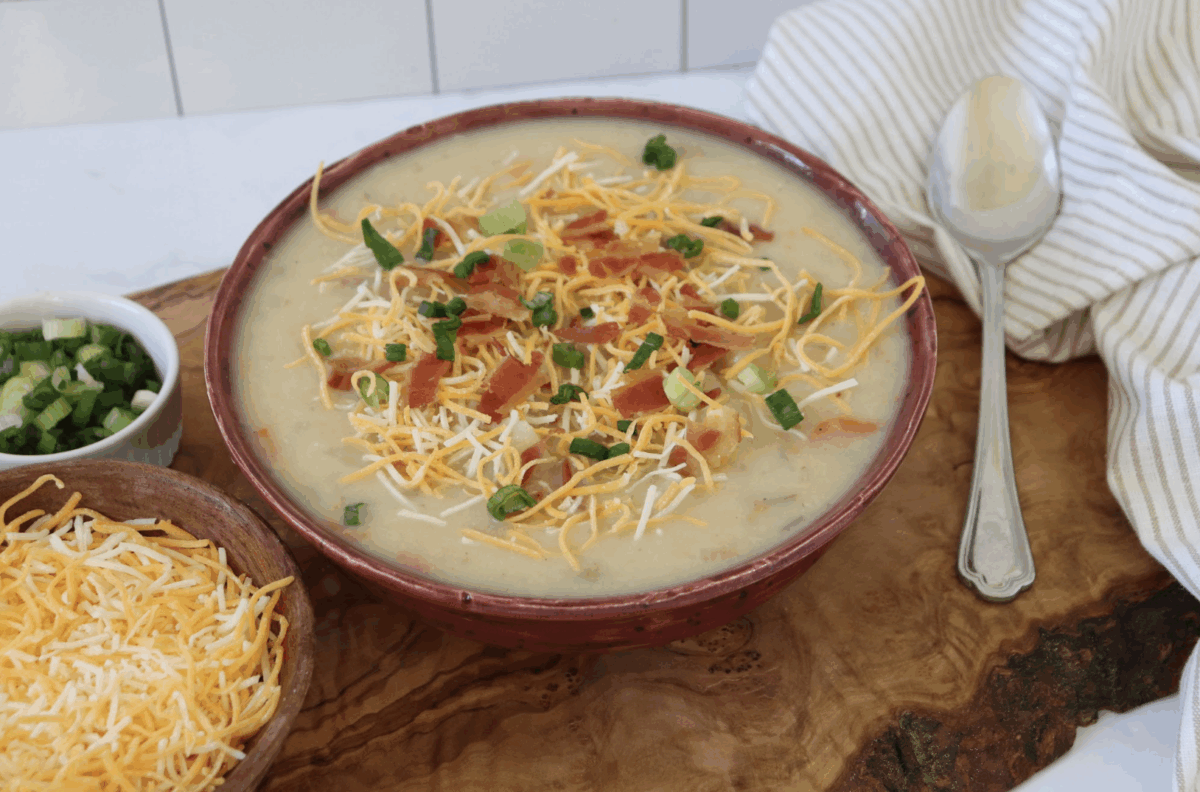 Crockpot Potato & Bacon Soup