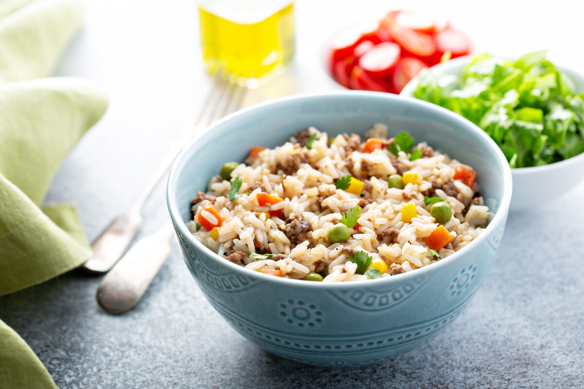 Dirty rice with vegetables and ground beef