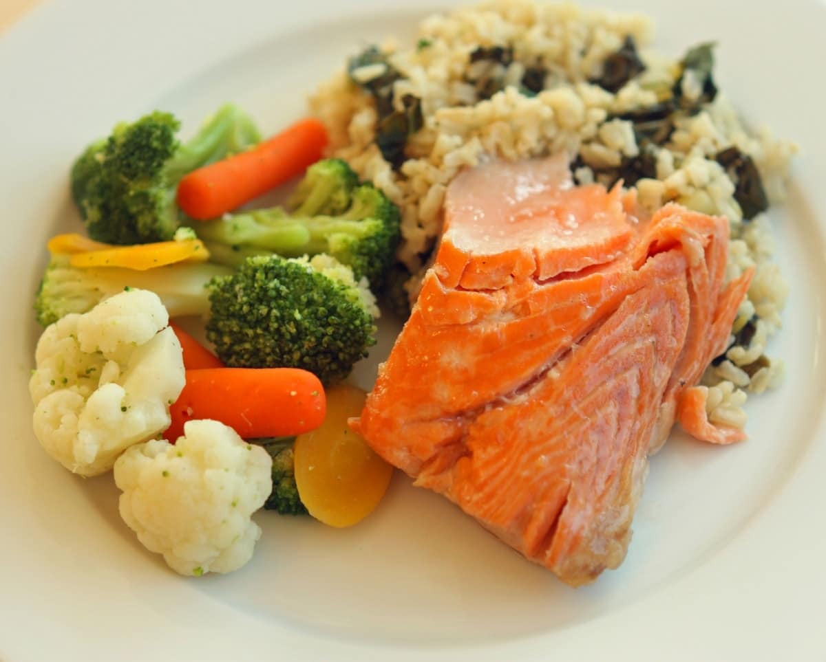 Salmon with Lime Rice and Kale - Super Healthy Kids