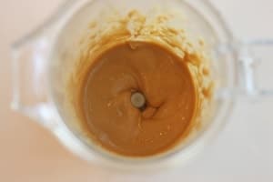 Homemade Nut Butter: Pure Peanuts. DIY PB the whole family won't get enough of!