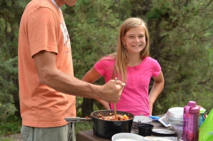 Healthy Camping Meal Plan, Recipes, and Shopping List! The food for your next camp out- planned for you!