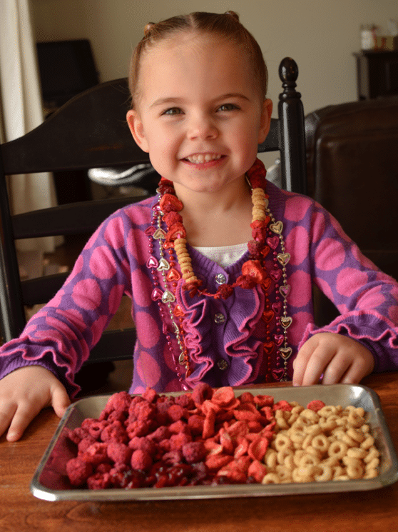 All Natural Candy Necklace. Here's a fun (and edible!) Valentine's Day craft!
