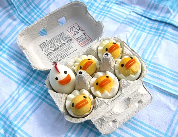 Egg Chicks Fun After School Snacks. These fun snacks are sure to make your kids smile!